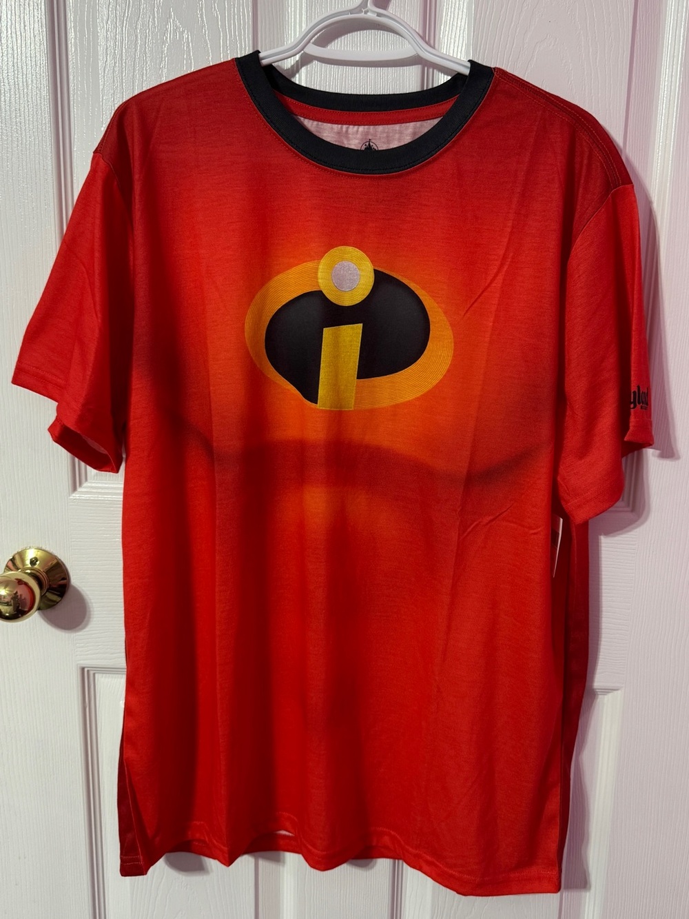 Disney Men’s Red The Incredibles Logo Short Sleeve Tee